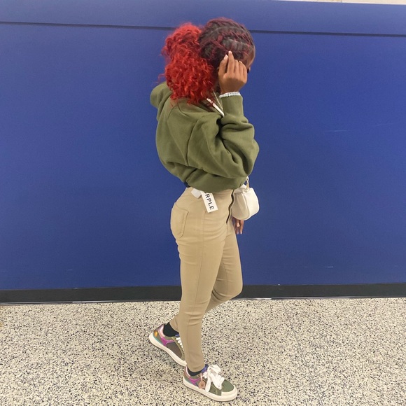 famous_nyia
